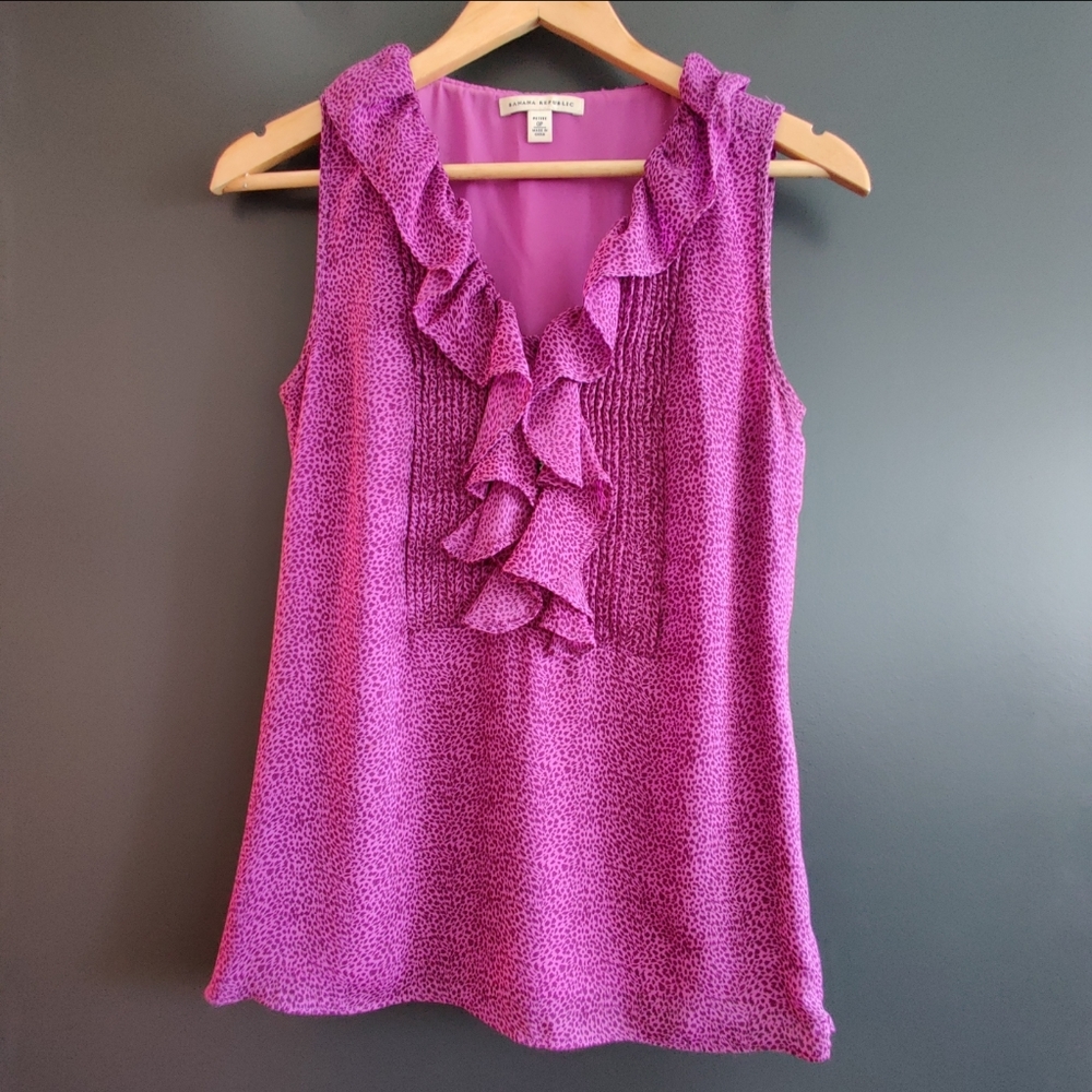 Purple/pink leopard print sleeveless blouse